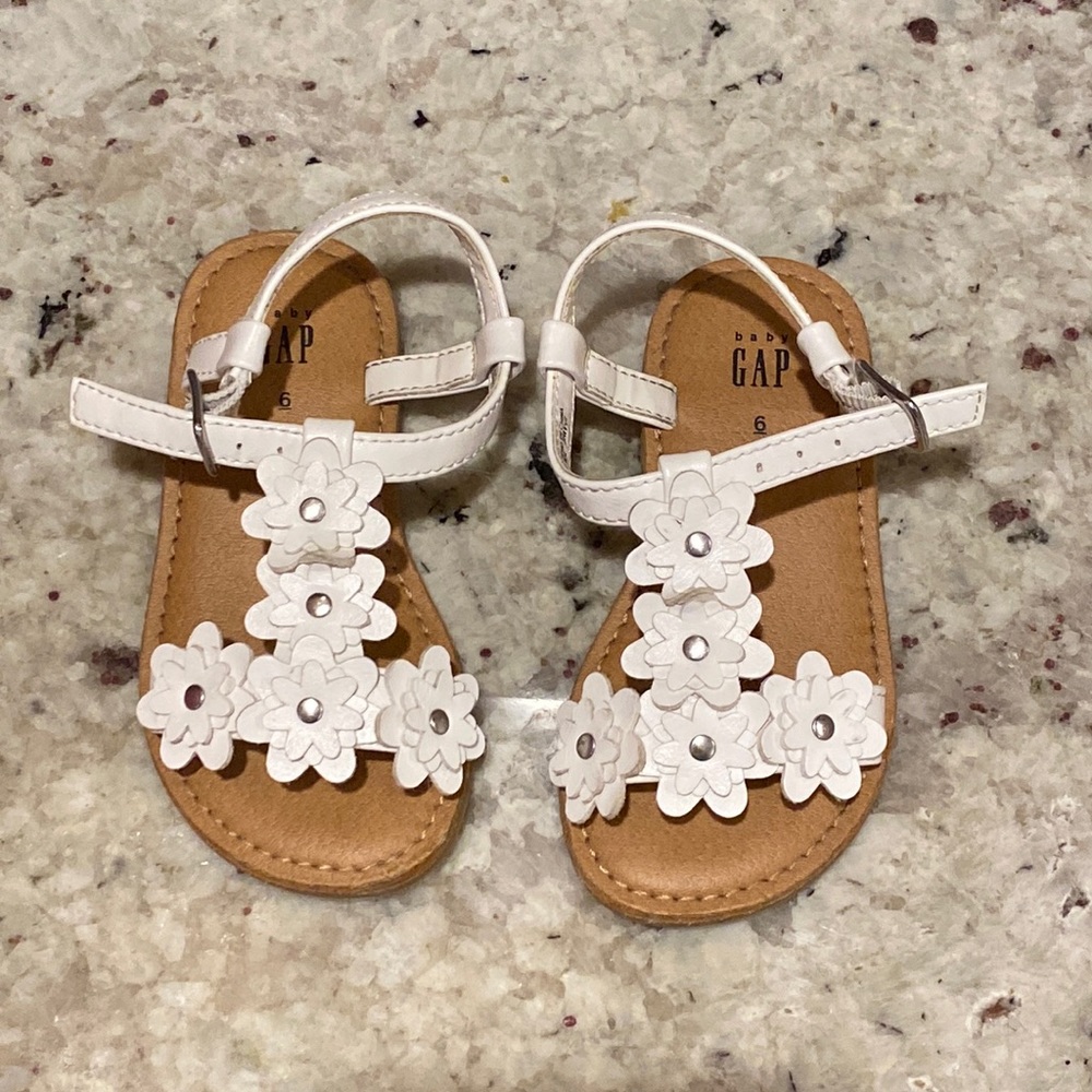 Baby gap sandal